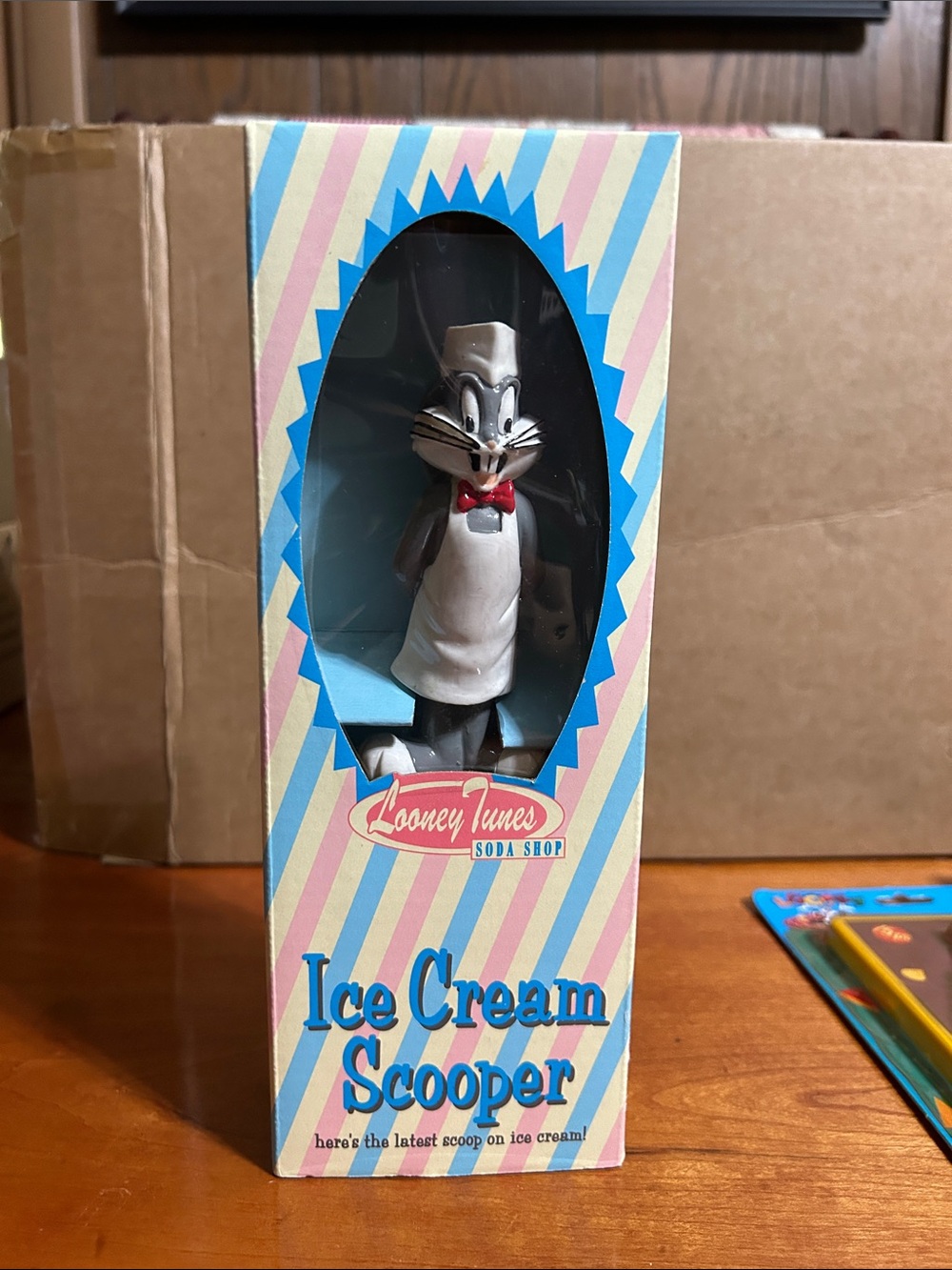Vintage 1994 Looney Tunes “Soda Shop “ ice cream scooper ”